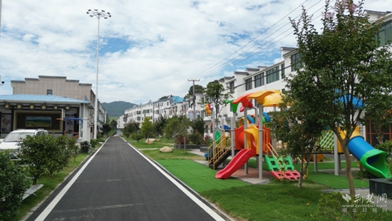 1703754173707140.jpg 90e020b16961ad5bcf8640fb461d7b81.jpg